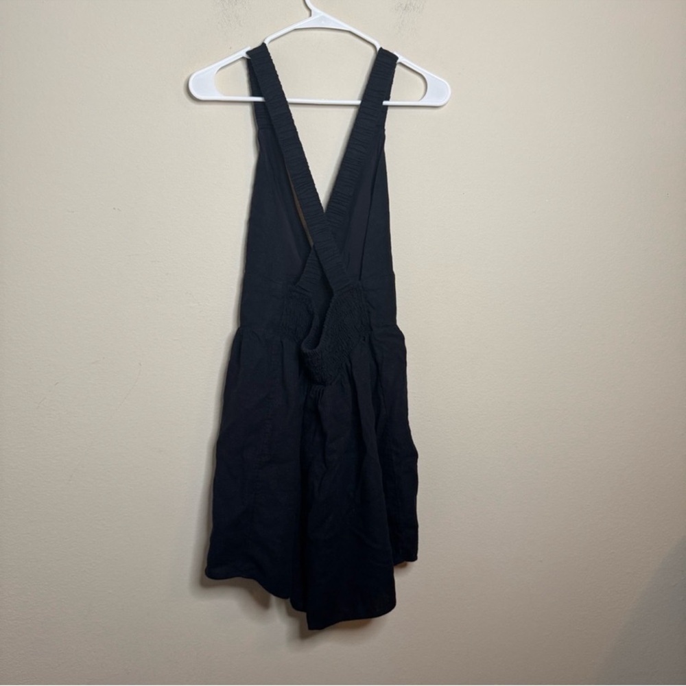 Abercrombie And Fitch Scrunchie Strap V-Neck Skort Dress - Picture 7 of 9